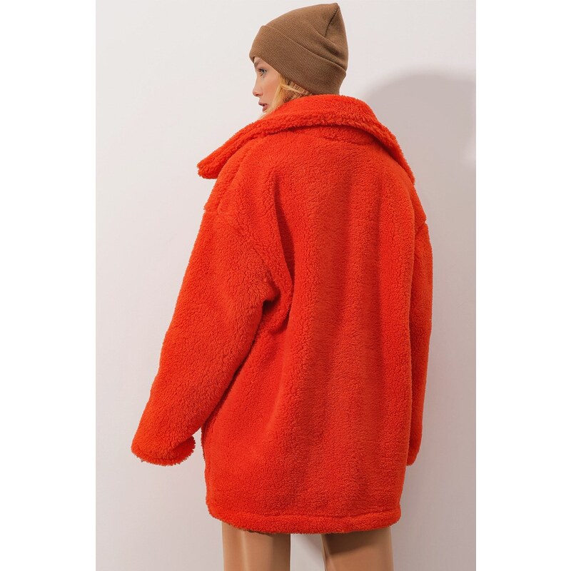 Trend Alaçatı Stili Women's Orange Polo Collar Double Pocketed Plush Coat