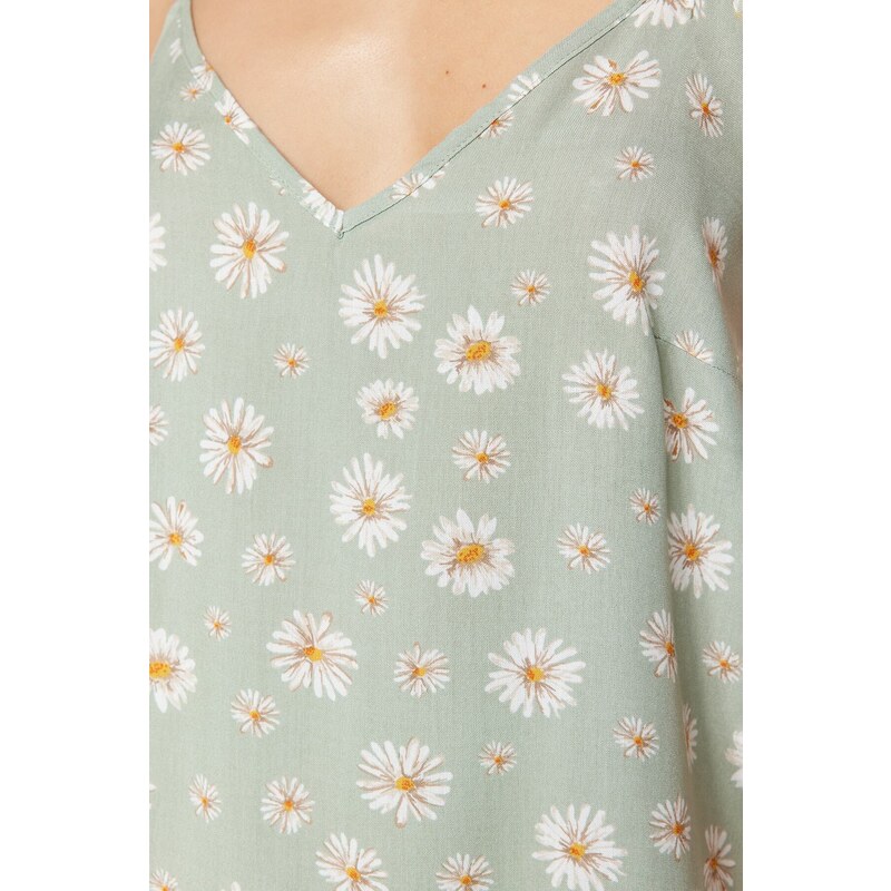 Trendyol Light Green Floral Pattern Viscose Undershirt-Shorts Woven Pajamas Set