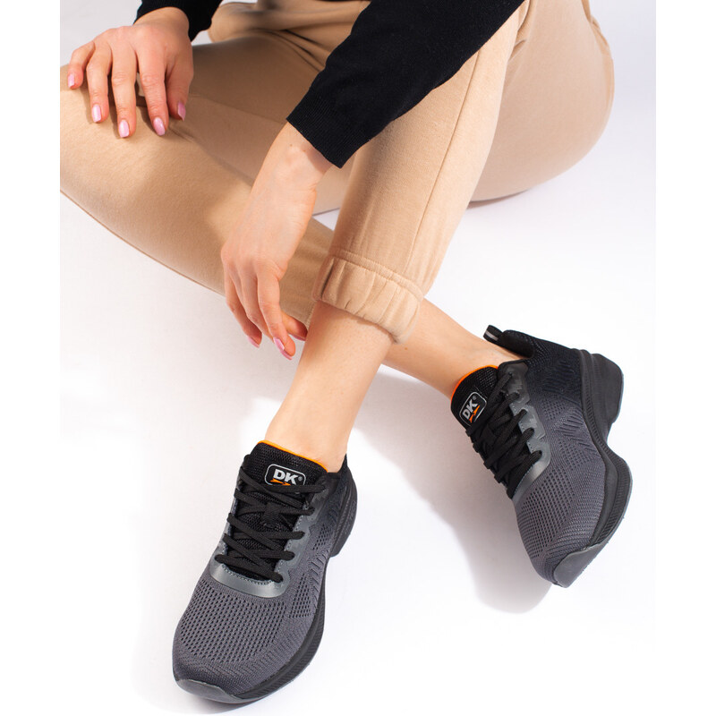 Sportovní dámské černo-šedé textilní boty DK