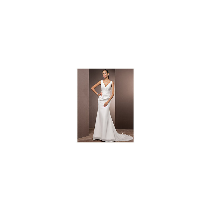LightInTheBox Trumpet/Mermaid V-neck Court Train Chiffon Wedding Dress