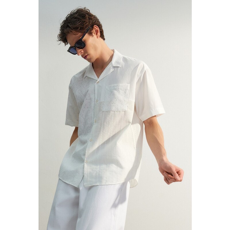 Trendyol Limited Edition White Oversize Brode Block Summer Shirt