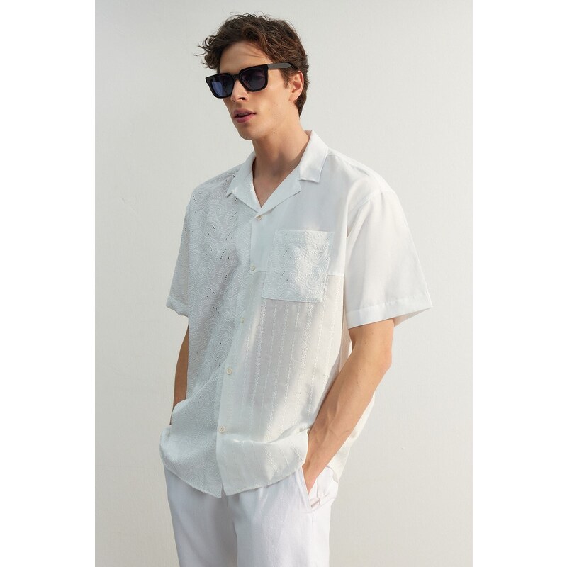 Trendyol Limited Edition White Oversize Brode Block Summer Shirt