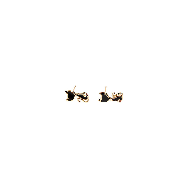 LightInTheBox Charming Cat Metal Stud Earrings