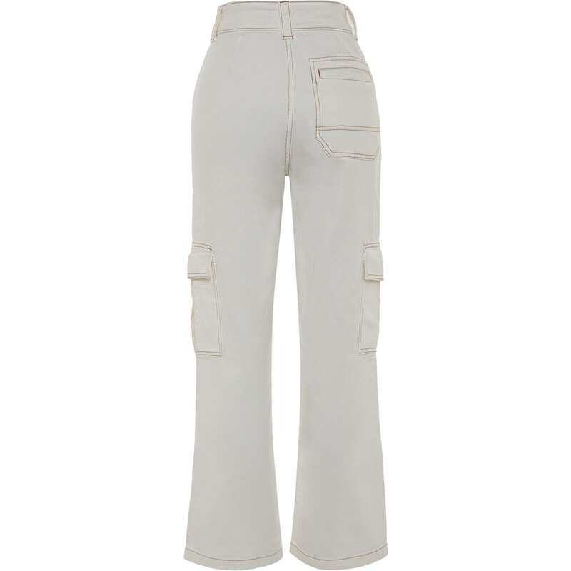 Trendyol bílé džíny s vysokým pasem a cargo kapsami