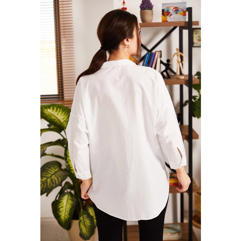 armonika Women's White Loose Zippered Shirt