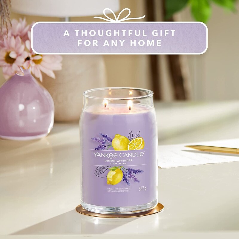 Yankee Candle vonná svíčka Signature ve skle velká Lemon Lavender 567 g