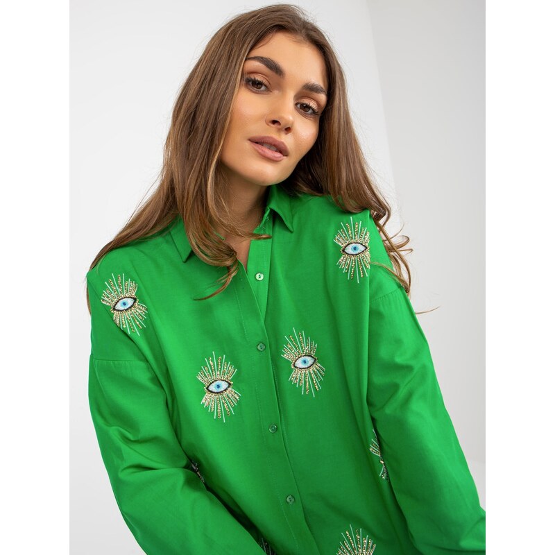 Fashionhunters Zelená oversized košile na knoflíky s výšivkou