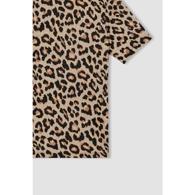 DEFACTO Slim Fit Half Turtleneck Leopard Short Sleeve T-Shirt
