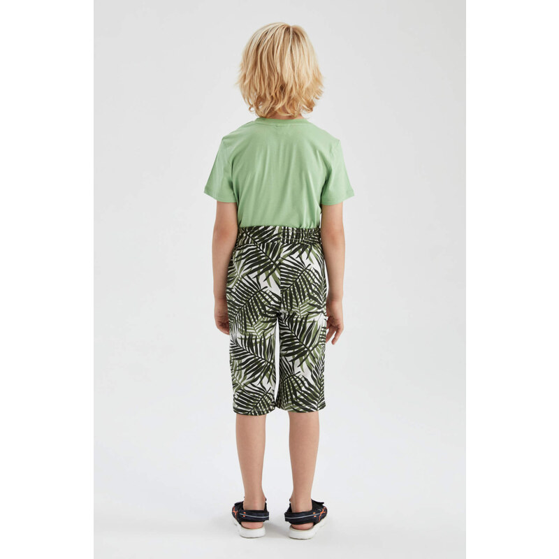 DEFACTO Regular Fit Short