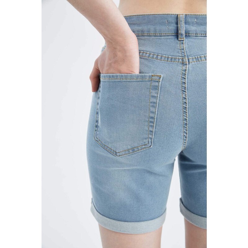 DEFACTO Slim Fit Mini Jean Short