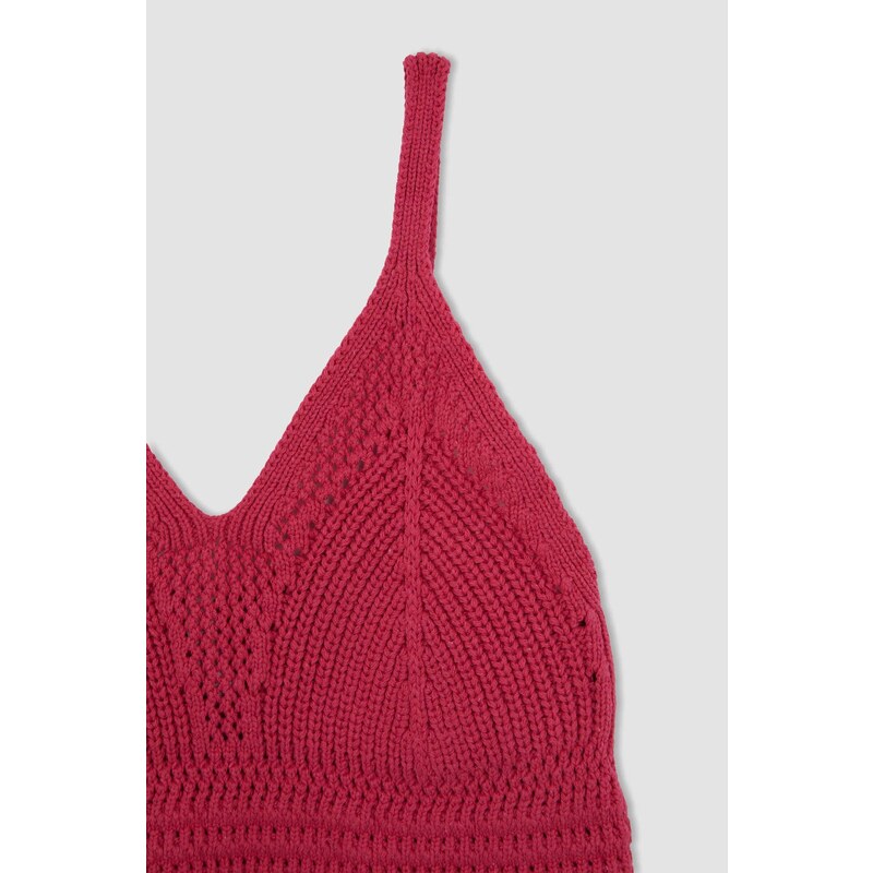DEFACTO V-Neck Strap Slim Fit Knit Knitwear Crochet Singlet