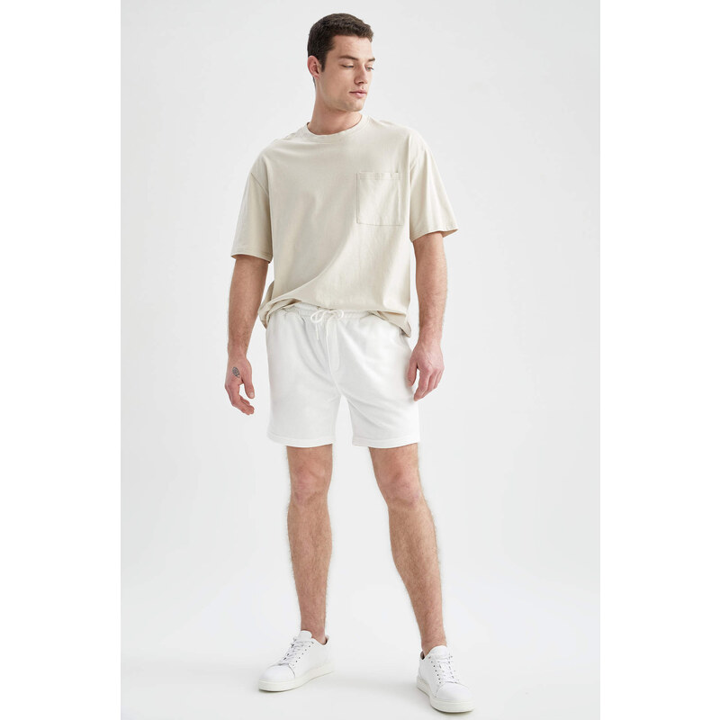 DEFACTO Slim Fit Pocket Detailed Thick Fabric Shorts