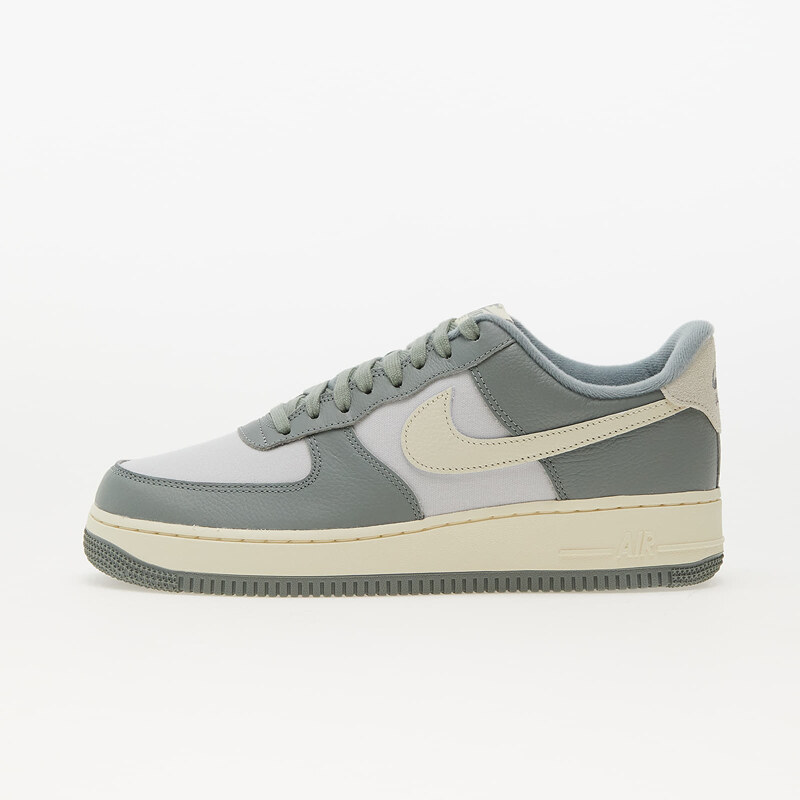 Pánské nízké tenisky Nike Air Force 1 '07 LX Zelená - GLAMI.cz