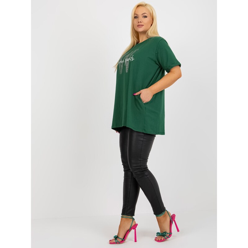 Fashionhunters Tmavě zelená halenka plus size s aplikací