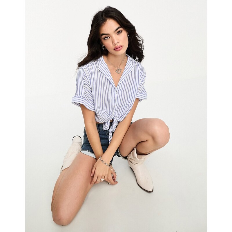 ONLY dropped shoulder cropped shirt with tie detail in blue and white 105396281