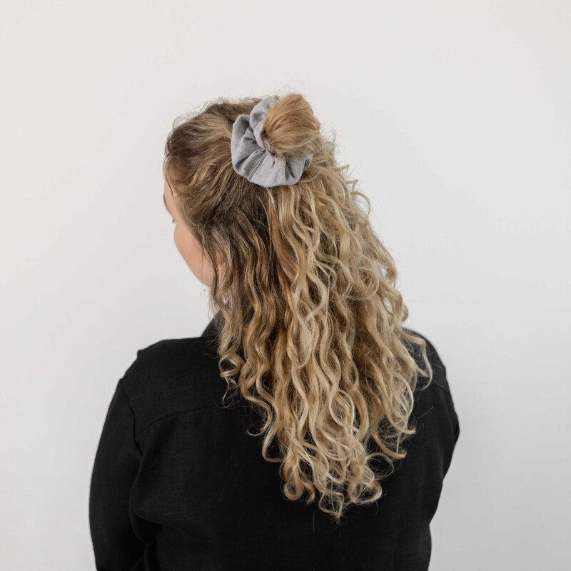 CLEANWEAR Dámská lněná scrunchies gumička do vlastů - ŠEDÁ