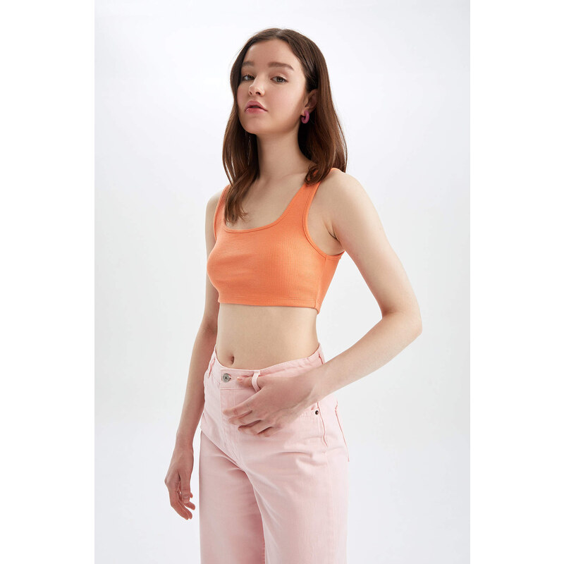 DEFACTO Slim Fit Crew Neck Ribbed Crop Singlet