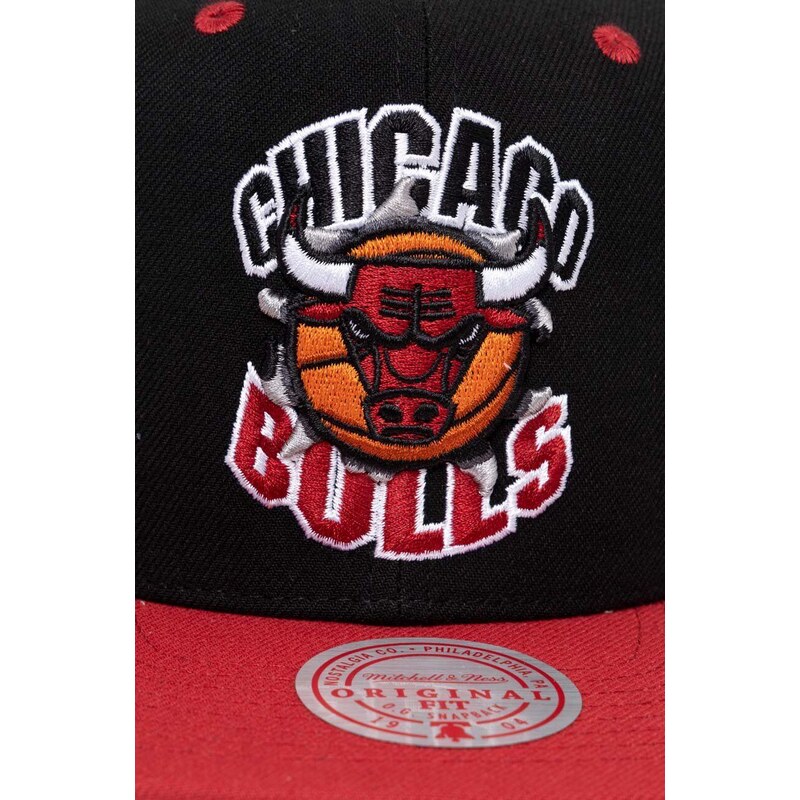 Kšiltovka Mitchell&Ness Chicago Bulls černá barva, s aplikací