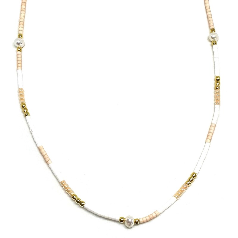 Dámský náhrdelník s korálky a perlami světle růžový Mou Jewel