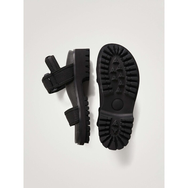 Černé dámské sandály Desigual Track Sandal - Dámské