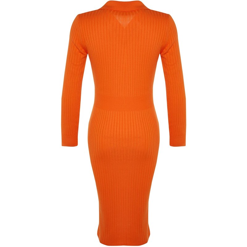 Trendyol Orange Midi pletené šaty s rolákem