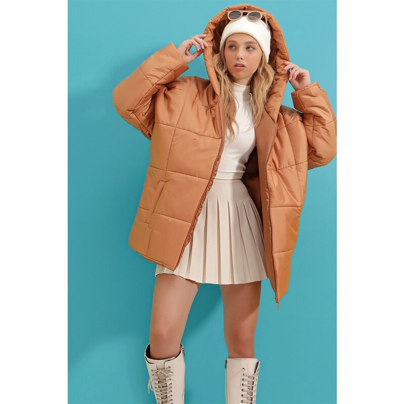 Trend Alaçatı Stili Dámské Velbloudí Kapuce Fleto Pocket Puffer Módní Oversize Down Coat