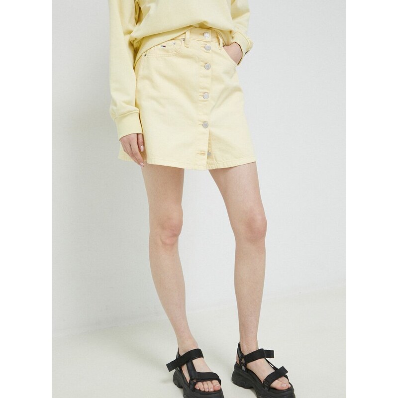 Džínová sukně Tommy Jeans žlutá barva, mini, áčková
