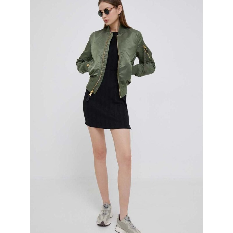 Bomber bunda Alpha Industries MA-1 VF LW WMN zelená barva, přechodná