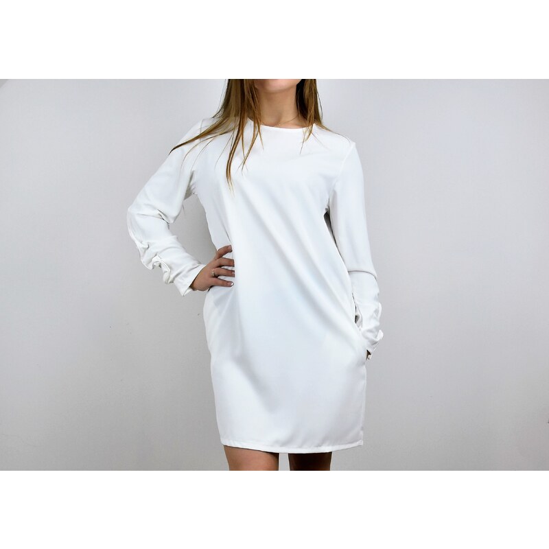 Itálie Bílé šaty s dlouhým rukávem a řasením
