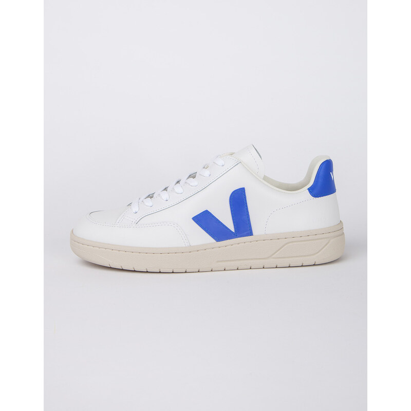 Veja V-12 Extra White Paros