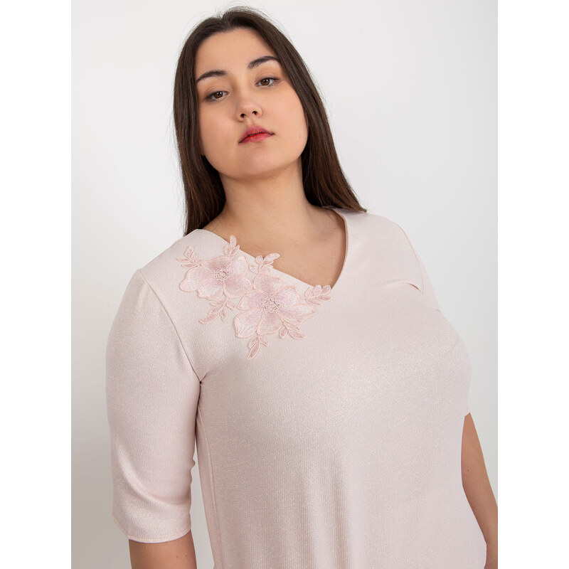 Fashionhunters Světle růžová dámská halenka plus size ze sady