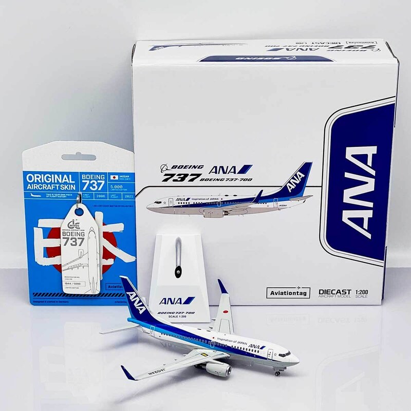 AVIATIONTAG model letadla Boeing 737 JA02AN ANA 1:200