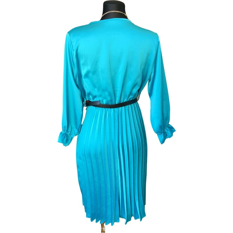 HollywoodStyle.cz krátké plisované společenské šaty Fizy: Modrá Polyester ONESIZE