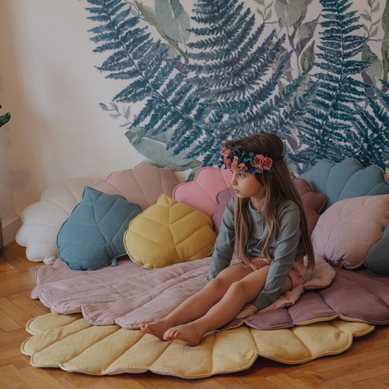 Moi Mili Pudrově růžová dětská hrací deka Shell 115 x 110 cm