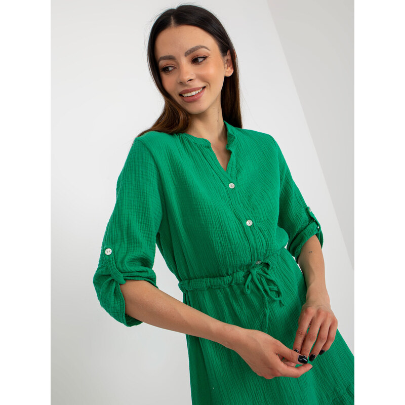 Fashionhunters Zelené midi mušelínové šaty OCH BELLA