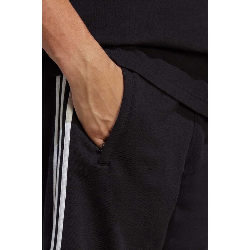 Bavlněné šortky adidas Originals černá barva, IA6351-black