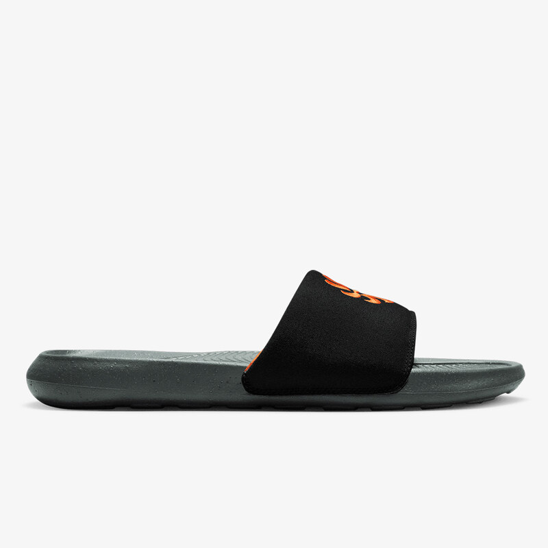 NIKE VICTORI ONE NN SLIDE