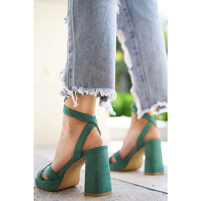 Belle Women Zelené semišové sandály na hrubém podpatku Mina