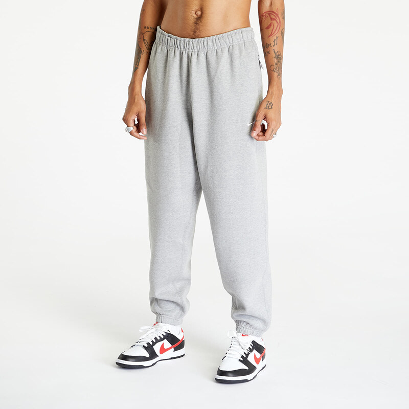 Pánské tepláky Nike Solo Swoosh Men's Fleece Pants Grey