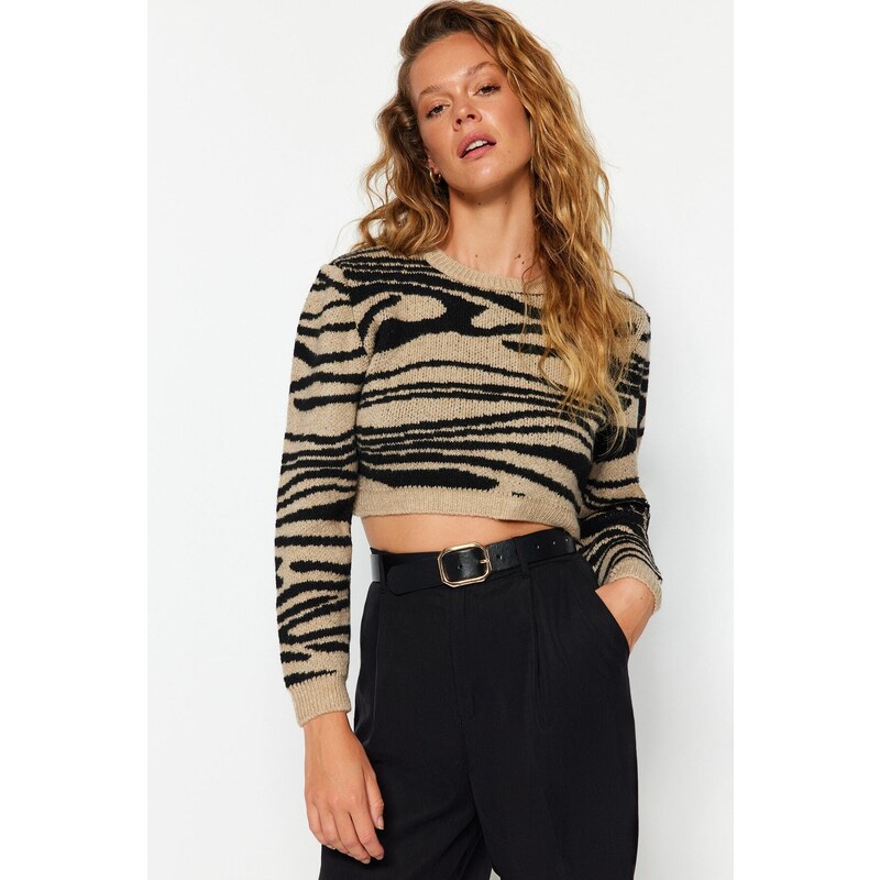 Trendyol Mink Crop Měkký texturovaný pletený svetr