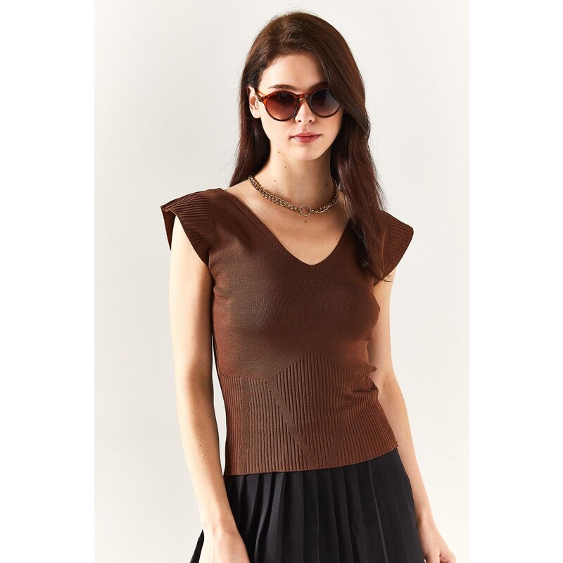 Olalook Women's Bitter Brown Shoulders And Skirt Detailed Front Back V Knitwear Blouse