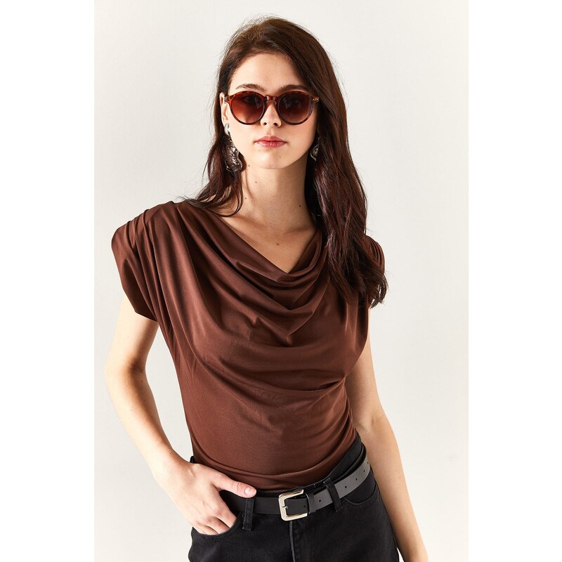 Olalook Women's Bitter Brown Waisted Collar Flowy Blouse