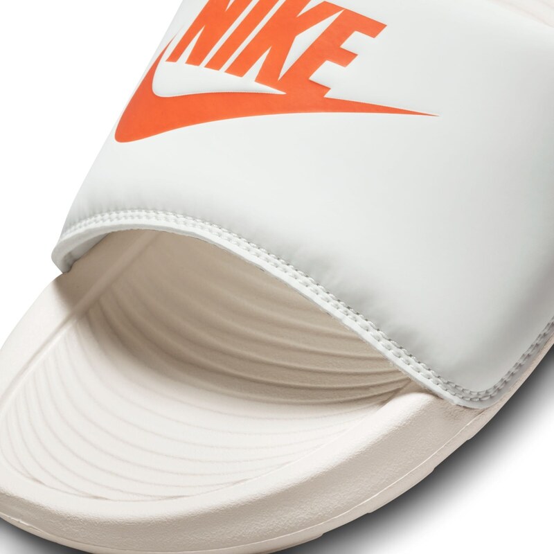 Nike Victori One WHITE