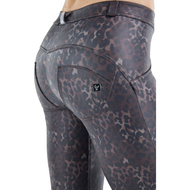 Freddy️ Wr.Up koženkové kalhoty - Normální pas - Černá/Hnědá (leopardí vzor)