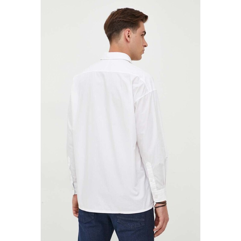 Bavlněná košile BOSS bílá barva, relaxed, s klasickým límcem