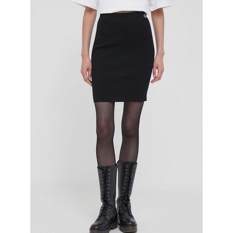 Sukně Calvin Klein Jeans černá barva, mini, pouzdrová