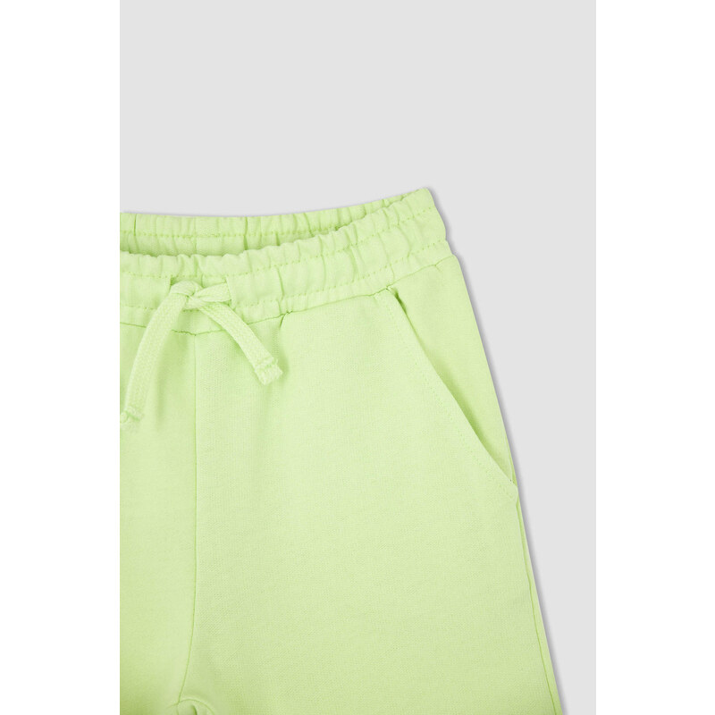 DEFACTO Regular Fit Short