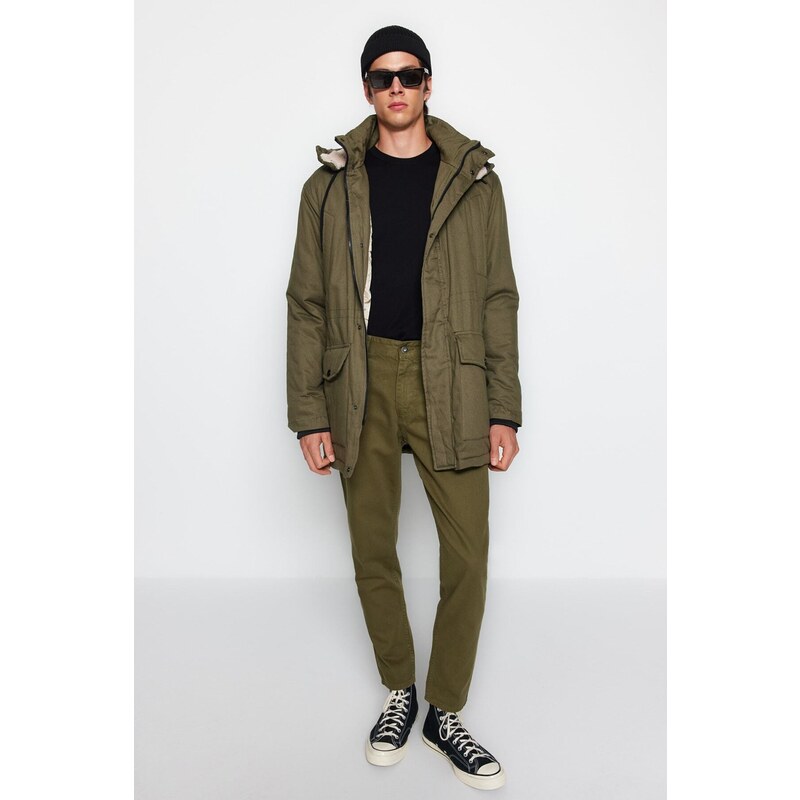 Zimní kabát Trendyol Khaki Regular Fit Gabardine Parka