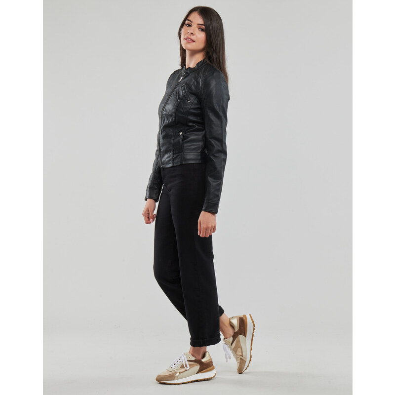 VERO MODA Giacca Corta In Poliuretano Donna: Stile Curvy E Comfort! 🖤