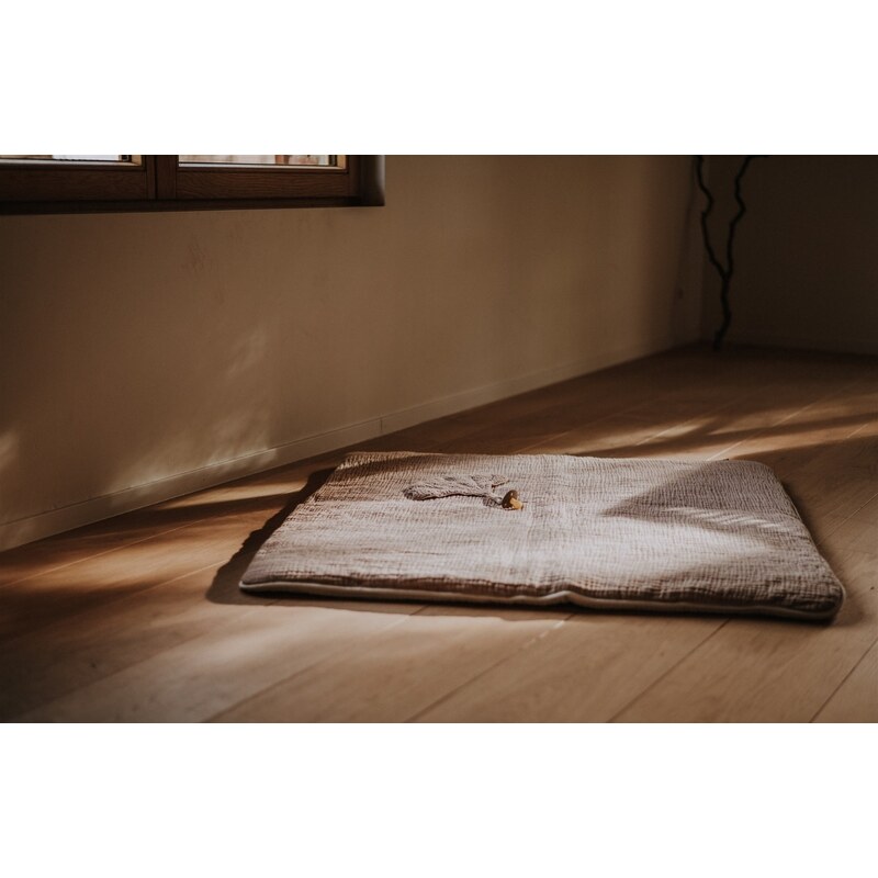 Béžová mušelínová hrací deka Quax Natural 100 x 100 cm
